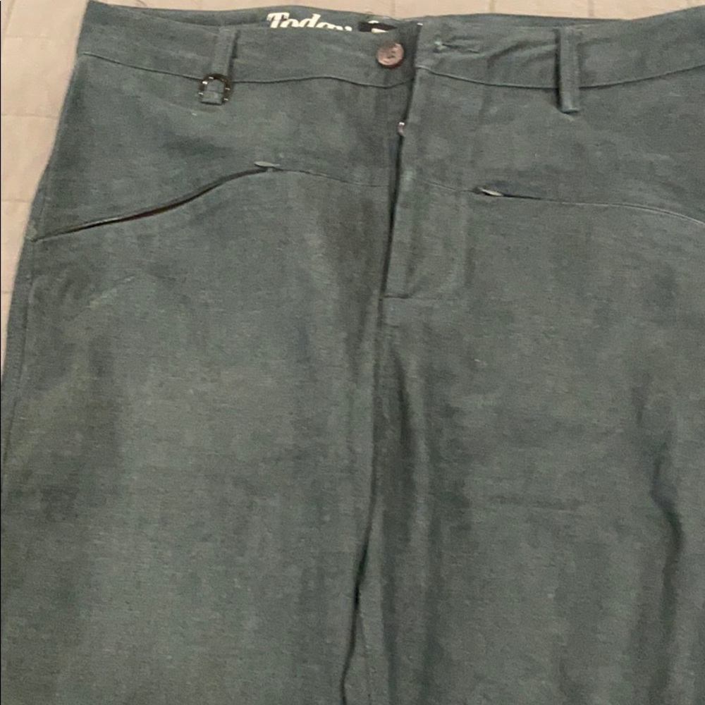 Joggers - Picture 2 of 4